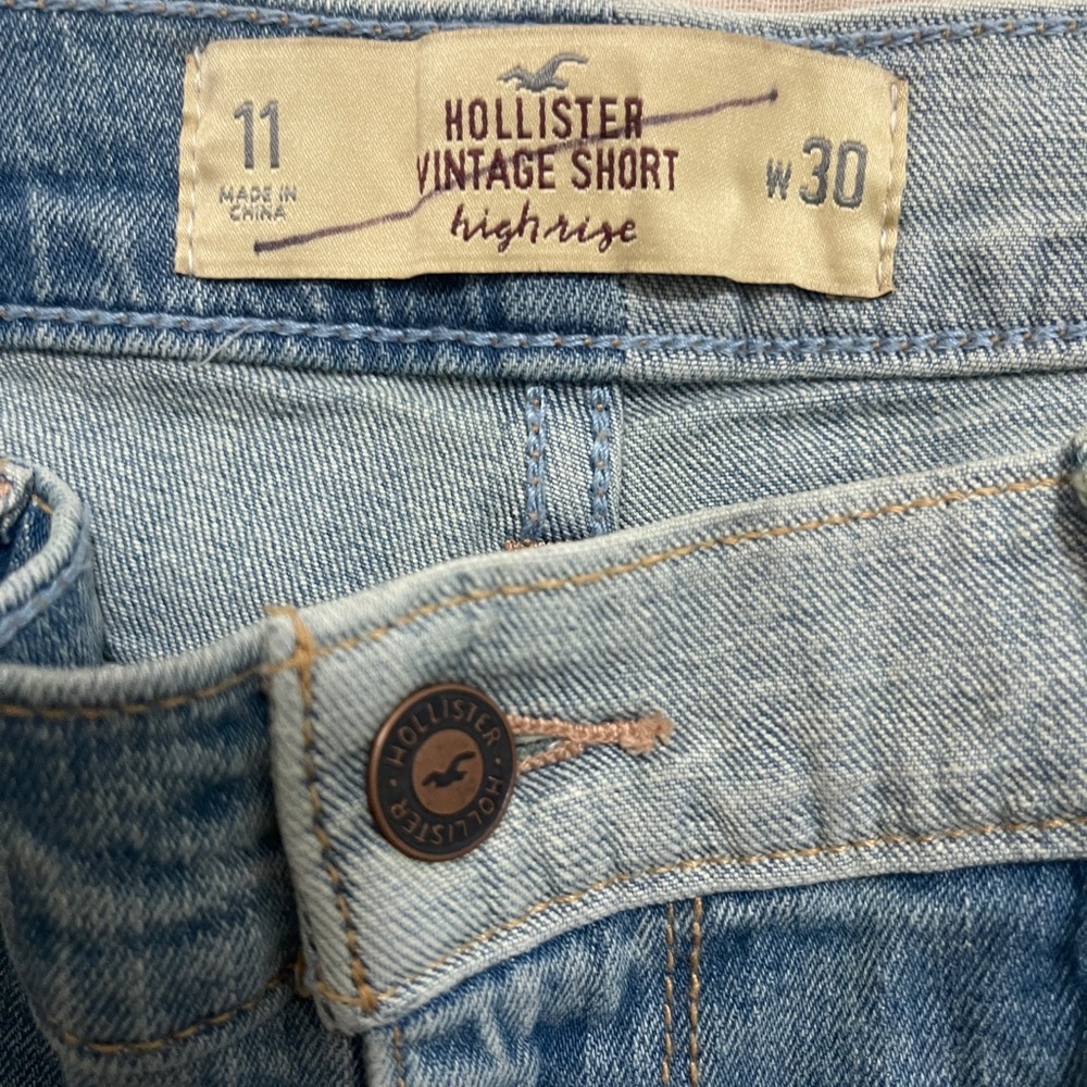 Hollister Womens Shorts Size 11 Blue Vintage High Rise Two-Tone Patchwork Denim - Picture 6 of 9